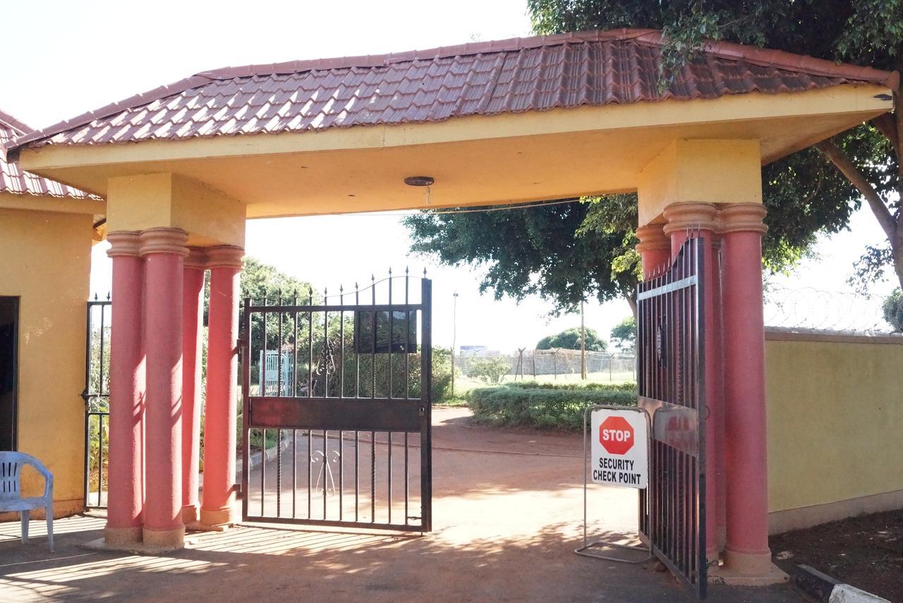 Peniel Beach Hotel Entebbe Luaran gambar