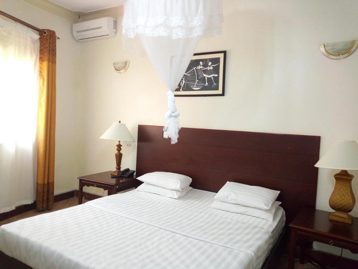 Peniel Beach Hotel Entebbe Luaran gambar